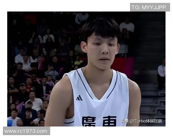 徐杰强势崛起成为男篮新领袖助杜锋重返总决赛的希望之光 徐杰强势崛起成为男篮新领袖助杜锋重返总决赛的希望之光